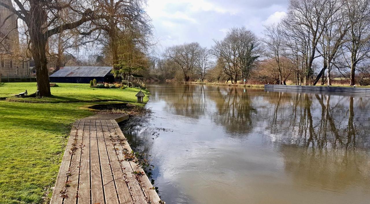 River Nene Cottages Water Newton Eksteriør bilde